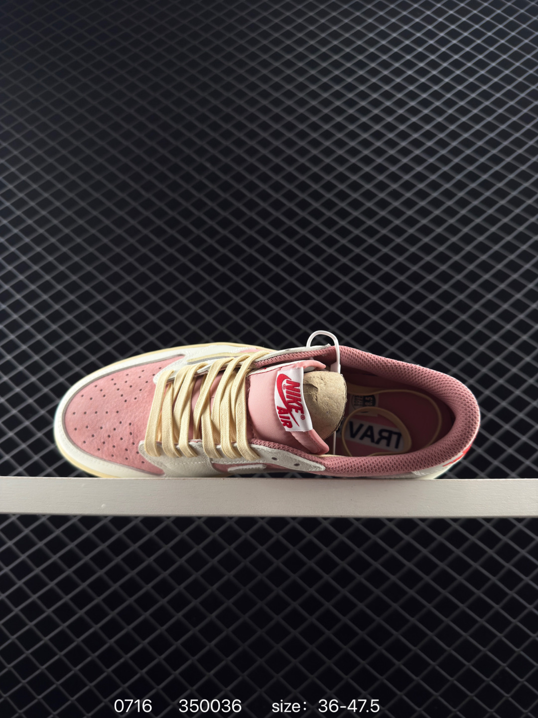 Travis Scott x Air Jordan 1 ” Reverse Mocha “